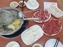 -阿波潮汕牛肉火锅·汤粉面(拱北店)