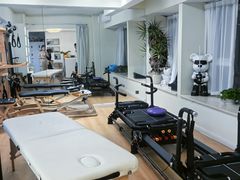 -简·无界健身工作室·运动康复·体态(石厦店)