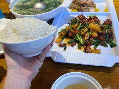 -隔壁老王·家常云南菜(花巷店)