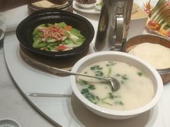 -梅利汴京烤鸭•开封豫菜地标店(东大街店)
