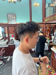 -绅仕門男士理发馆