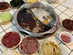 -储奇门鳝鱼火锅(总店)