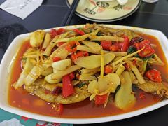 -周良天山牛杂城(天山路总店)
