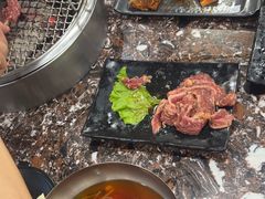 -啊美丽炭火烤肉(滑翔一店)