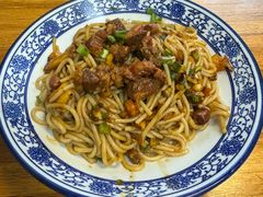 红烧牛肉拌粉-庐山牯岭老面馆(牯岭街店)