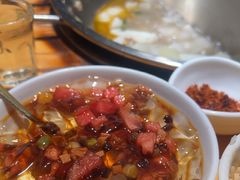 -大众跷脚牛肉馆·非遗传承单位(峨眉山店)