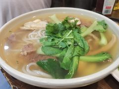 牛杂粉-谢大牛馆·中式卤牛排(老店)