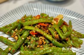 Shrimp Paste with Minced Pork and Green Beans