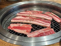 -明洞阿姨·韩式酱蟹烤肉·创意料理(三元桥店)