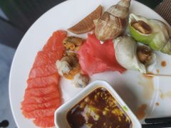 -大中华希尔顿酒店-念自助餐·嗨啤·小龙虾