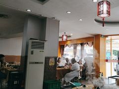 -濠轩阁特色生蚝火锅(水湾路店)