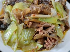 -曾氏肥肠馆(凯瑞雅居店)