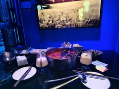 -唯爱KTV聚会餐厅(仙林东城汇店)