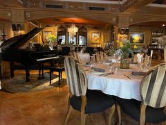 -火车头法国西餐厅