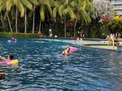 -三亚湾海居铂尔曼度假酒店