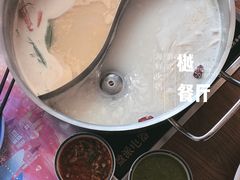 -樾餐厅泰式海鲜火锅(民歌湖店)
