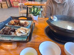 -云朵小院·石锅鱼·野生菌餐厅(蒗放店)