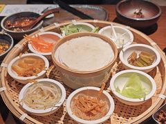 -包整·丝娃娃(一览甲秀楼风景店)