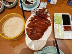 -梅利汴京烤鸭•开封豫菜地标店(东大街店)