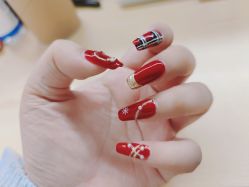 -UGIRL有个美甲
