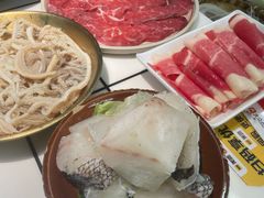 -扎起市井老火锅(乐山总店)