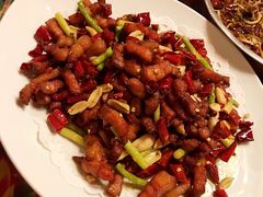 -闯关东东北农家菜(崂山石老人店)
