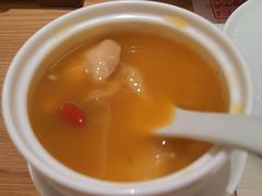 -顺风汤馆·广府粤菜(江宸天街店)