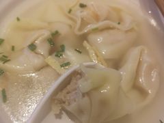 刀鱼馄饨-老半斋(福州路店)