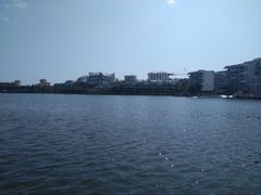 -亚龙湾亚泰商业街