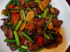 农家小炒肉-旭龙鱼头王(航华店)