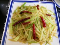 -八两八金·莱芜特色炒鸡(市南漳浦路店)