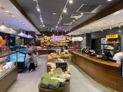 自助取餐区-荷家面包生日蛋糕(大渡口万达广场店)