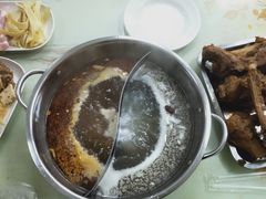 -荣吉招牌自助骨头锅(顾乡店)