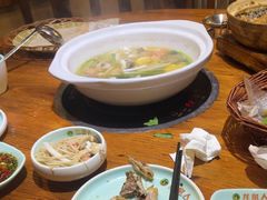 椰奶现煲椰子鸡-龙泉人椰子鸡·糟粕醋·地标海南菜(龙昆南店)