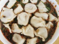 酸汤牛肉水饺-回坊马二饺子馆