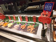 -芝小官毛肚火锅海鲜自助(苏州吴江区万宝店)