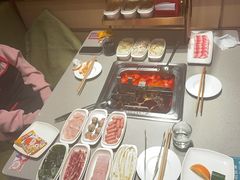 -海底捞火锅(金山百联店)
