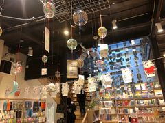 -猫的天空之城概念书店(杭州南宋御街店)