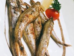 盐烧多春鱼-東海海鲜酒家(中信广场店)