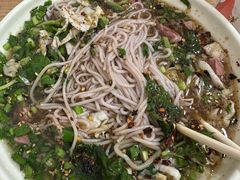 -啊墨江牛烂烀米线