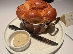 壳里餐前面包-壳里西餐厅Coquille Seafood Bistro(蒙自路店)