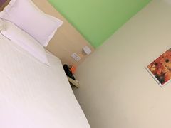 -7天酒店(上海江宁路地铁站玉佛寺店)
