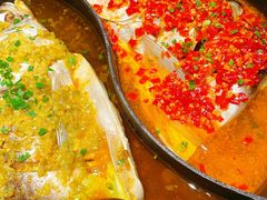 -阿瓦山寨·湘菜现炒·剁椒鱼头王(咸阳总店)