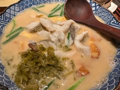 -荣家黄鱼面(前滩太古里店)