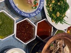 -哈啾嗨·新概念蒙餐(红星新城店)