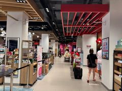 -裕华国货(牛车水总店)