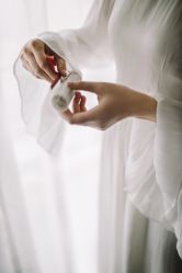 -拉瑞娜LaReine婚纱礼服高级定制