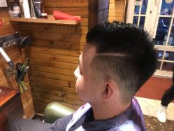 点击看大图 -MONE美发沙龙