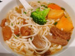 -贯一台湾牛肉面(八一七中路店)