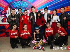 -秀丽美好演出服装租赁合唱主持人礼服实体店(中关村科技发展大厦店)